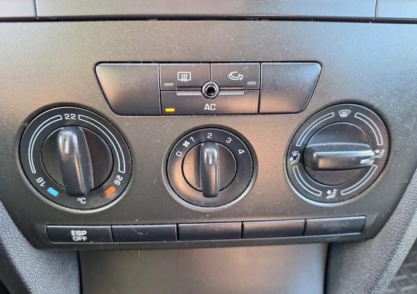Skoda Octavia cena 13650 przebieg: 184127, rok produkcji 2008 z Olsztyn małe 781